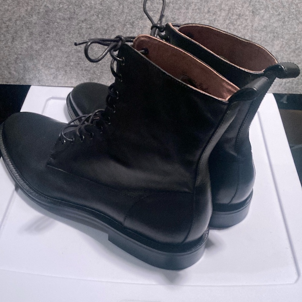 Men’s 12 Banana Republic Italian Men's Black Leather Lace Up Boots (New) - Picture 8 of 10